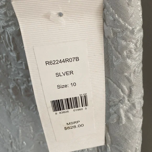 Beautiful Silver Charles Nolan New York Dress - Picture 8 of 10